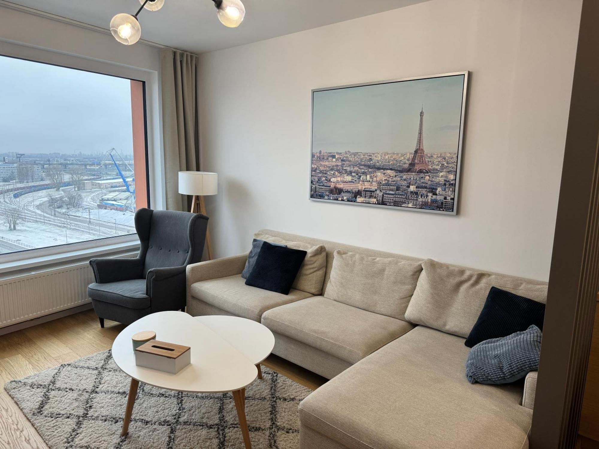 Апартаменты Downtown Charm With Free Parking Spot Братислава Экстерьер фото